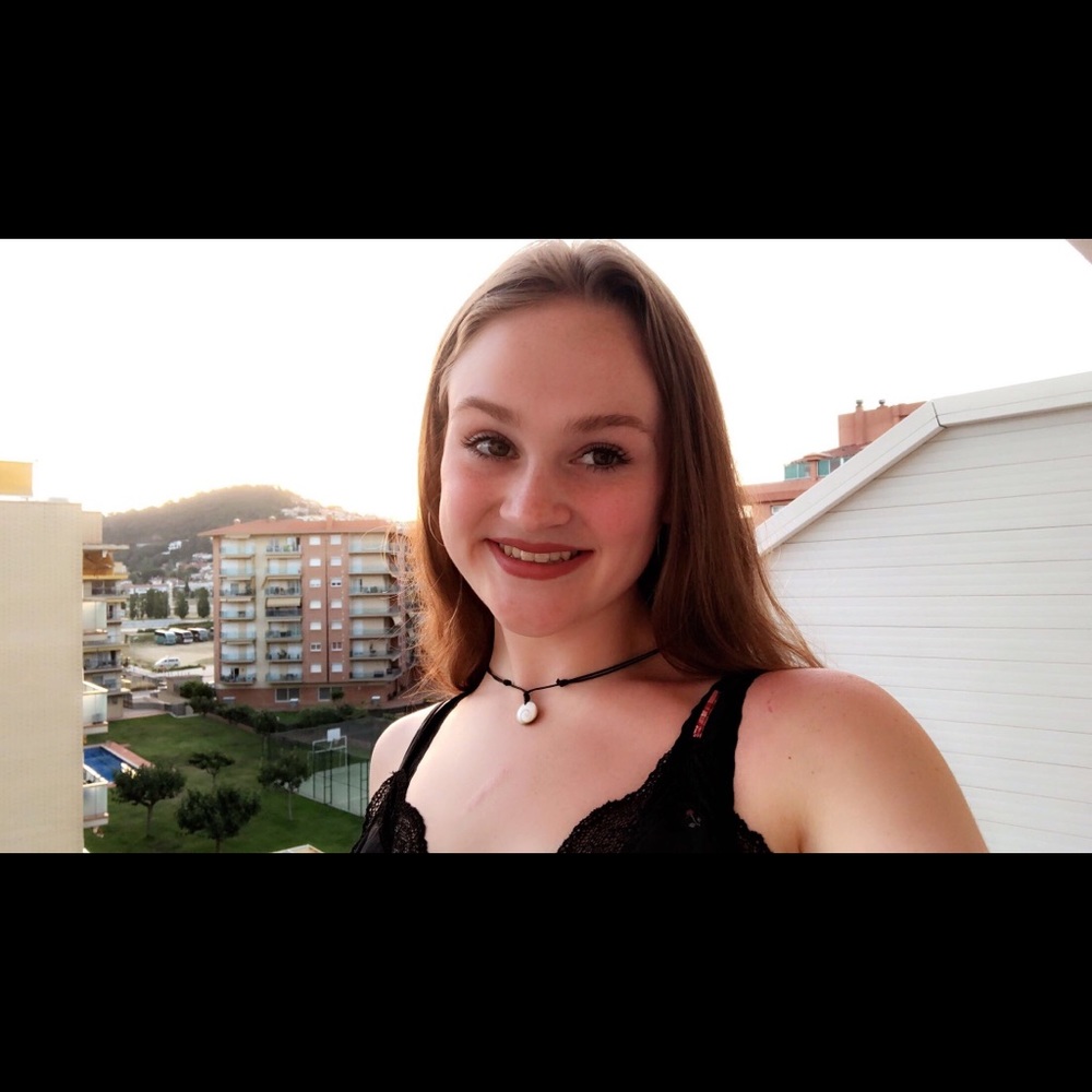 Meet your Posher, Riley